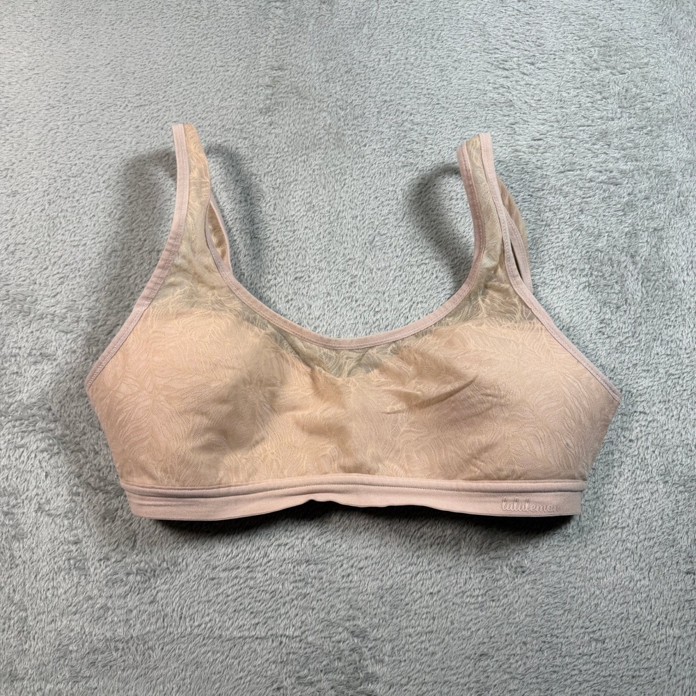 Lululemon Shadow Mesh Bra Women Medium Beige Lace Trim Padded Hook Eye